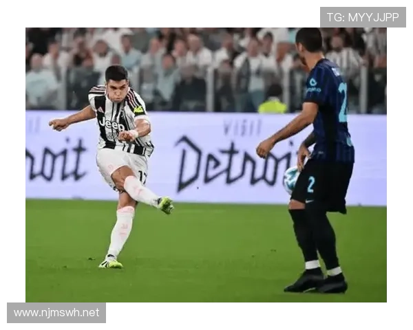 尤文图斯近期比赛仍缺乏控制力,中场组织与节奏掌控面临考验 尤文图斯近期比赛仍缺乏控制力,中场组织与节奏掌控面临考验