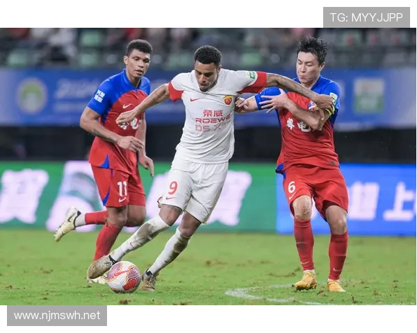 上海海港：争冠形势持续向好，王朝雏形逐渐显现