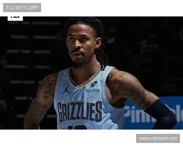 贾·莫兰特赛场外的豪车比普通人一辈子挣得还多，想象他开着回家那画面…